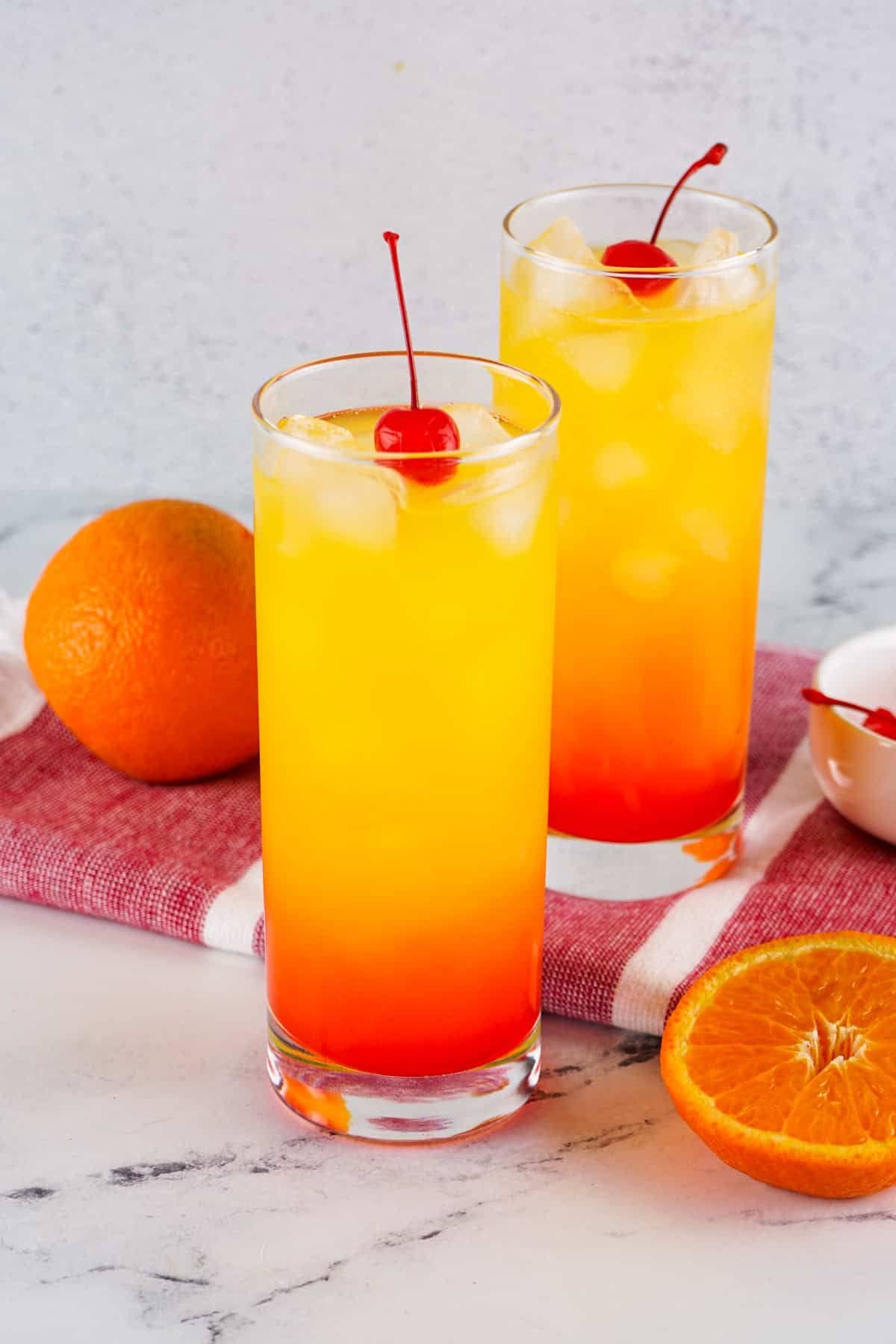 tequila sunrise cocktail